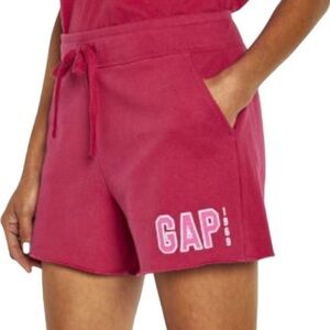 GAP - Women's Logo Short.  Athletic wear Sweat shorts. Pink, Size XXL. NWT, New.
